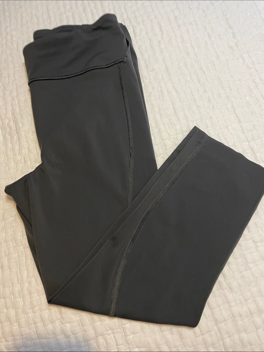 lululemon athletica Slate Grey High-Rise Cropped Leggings - Size 6